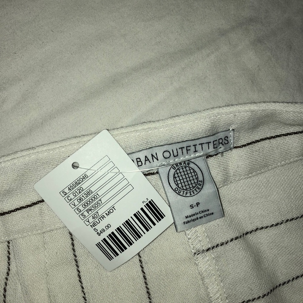 Urban outfitters fitted skirt - Picture 2 of 2